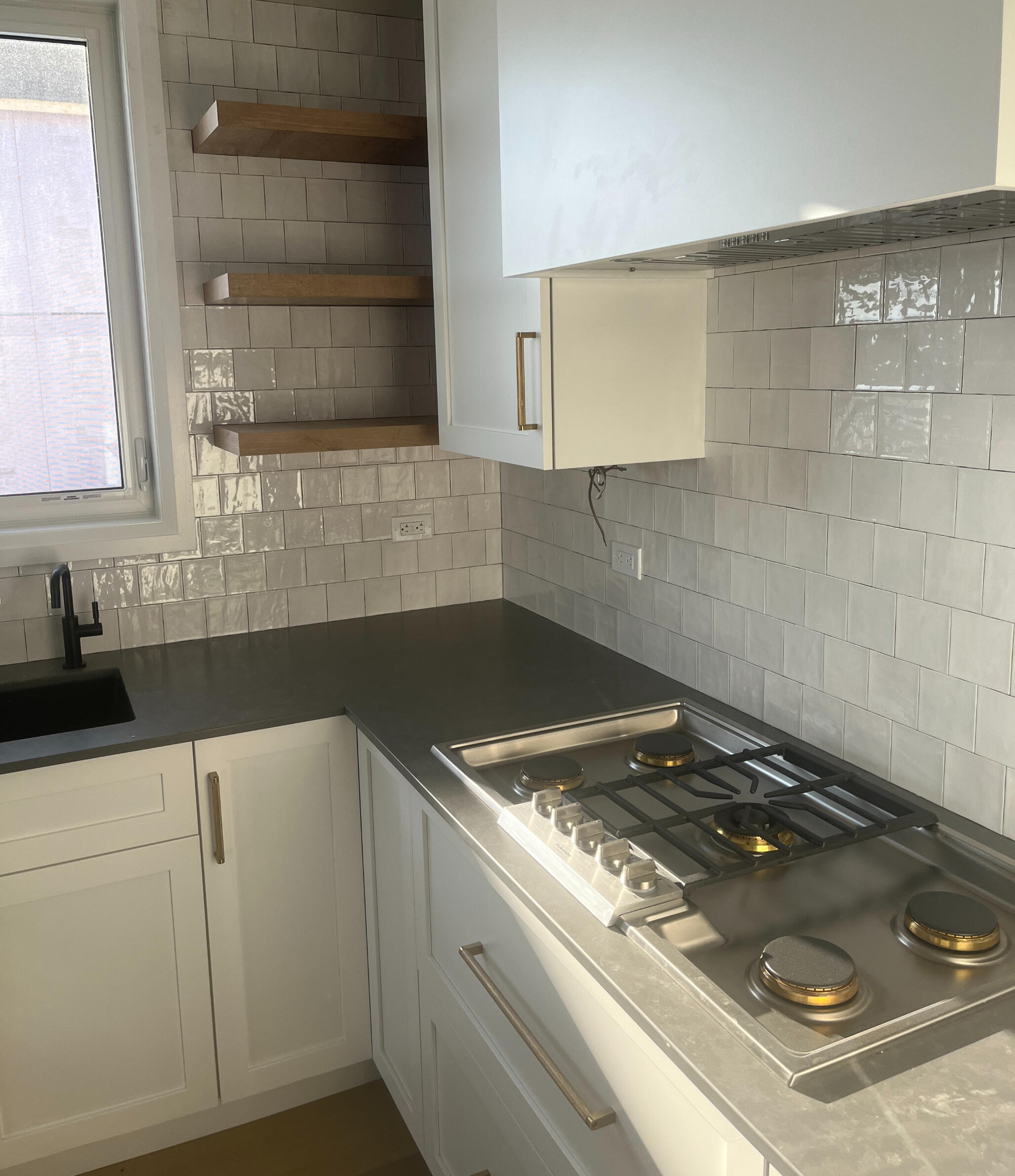 Kitchen Tile Backsplash